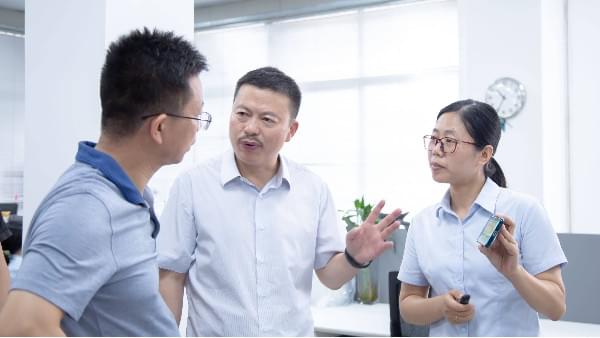 政企联动共同推进，助力蜜桃视频成人网站压缩机IPO上市